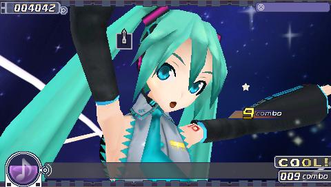 sg_ss01 So we've seen this screenshot from the Famitsu article, this is the PV that runs in the background when we play the "Strobe Nights" song by livetune.
