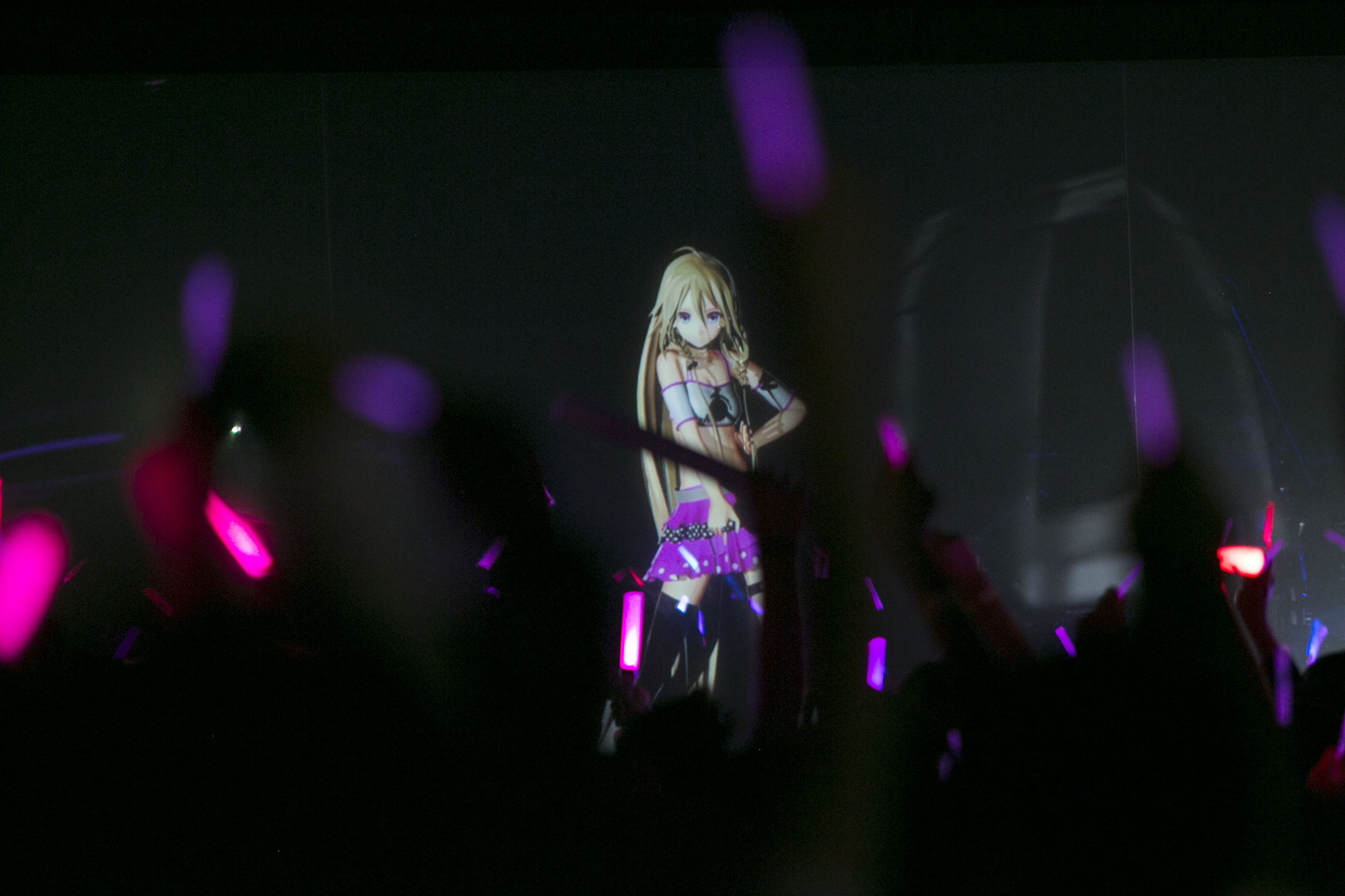 IA performing SEE THE LIGHTS Photo Credits: Kaori Suzuki